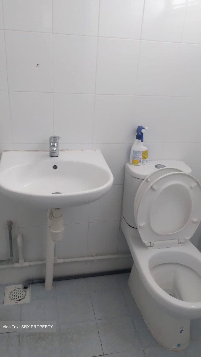 Bukit Batok East Avenue 3 (Bukit Batok),  #624083991